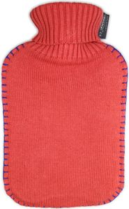 Fashy Wärmflasche mit Rollkragen-Strickbezug & Schlingennaht koralle Fashy Wärmflasche mit Rollkragen-Strickbezug & Schlingennaht koralle