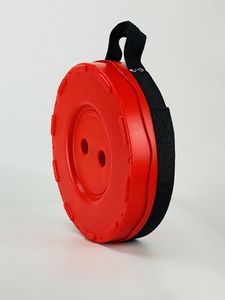 Tragbarer Teleskophocker mit Schultergurt rot
