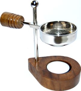Räucherstövchen vernickelt, mit Holzgriff und Holzsockel, zum Verräuchern von Kräutern und Harzen