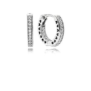 Pandora 296317CZ Creolen Ohrringe Damen Pavé-Herz Creolen Sterling Silber