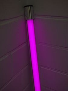 8223 LED Leuchtstab 18 Watt pink 1800 Lumen 123 cm IP20 Innen
