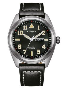Citizen Herren Eco-Drive Solar Armbanduhr aus Titan mit Lederarmband - BM8560-29E