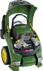 Malý motor traktoru John Deere