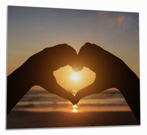 Wallario Herdabdeckplatte aus Glas, Größe 60 x 52 cm 1-teilig, Motiv Liebe im Herzen der Sonne - Strand und Meer