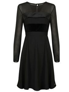 Dámské midi šaty Tommy Hilfiger v černé barvě O24-0256114 Dámské midi šaty Tommy Hilfiger v černé barvě O24-0256114