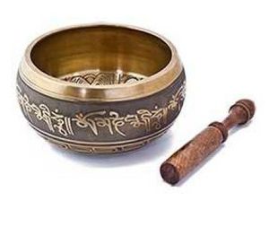 Klangschale aus Nepal, circa 4 Inch (11 cm) Durchmesser, mit Holzschlegel