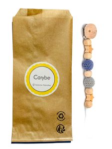 Carybe | Schnullerkette aus Holz - mit Bienenwachs behandelt - Häkelperlen - Eco Verpackung - ein tolles Geschenk (Blau2)