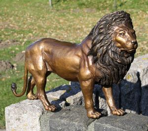 Bronzefigur Löwe Raubtier Lion Skulptur lebensecht Tier Wildtier Dekoration
