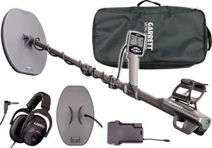 Garrett Axiom Metalldetektor mit MS-2 Kopfhörer, 13" Mono und 11" DD Suchspule