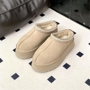 Winter Neue Damen Samt Warm Dicke Sohle Ohne Absatz Geschlossene Zehe Wolle Halbschuh Schuhe, Weiß, 43