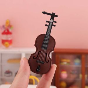 2pcs Dollhouse Violin Spielzeug feine Arbeit FADLESS Home Dekoration Dekorative Ornamente Miniatur Musikinstrument Geige für Kinder