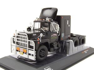 ixo models TR100 Mack R-Series Zugmaschine mit Kabine und Rammschutz 1966 schwarz R.D. Trucking 1:43 ixo models TR100 Mack R-Series Zugmaschine mit Kabine und Rammschutz 1966 schwarz R.D. Trucking 1:43