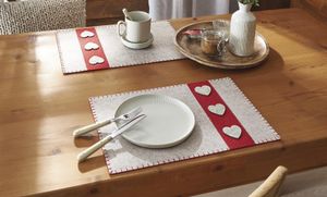 2x Platzmatte "Herzen" aus Filz in beige / rot, 45x30 cm, Platzset, Tischset