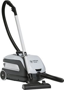 Nilfisk Gewerbesauger VP600 HEPA BASIC EU 730 Watt, Luftmenge: 30 l/sek. Nilfisk Gewerbesauger VP600 HEPA BASIC EU 730 Watt, Luftmenge: 30 l/sek.
