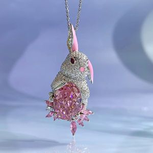 925 Silber 12 * 16 rosa Diamant-Carbon-Diamant eingelegt mit Diamant-Kaninchen-Halskettenanhänger weiblich