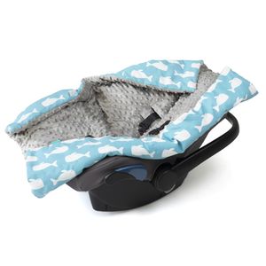 Navaris Einschlagdecke für Babyschale - universal Baby Decke für u.a. Maxi Cosi Römer Cybex Autositz - Kinderwagen Fußsack - Decke Wal Design
