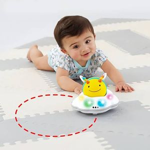 Skip Hop - Explore & More Krabbelspielzeug Biene