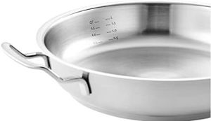 Fissler Original-Profi Collection / Edelstahl-Servierpfanne rund (2 L, Ø 24 cm) novogrill Bratfläche, Innenskalierung - Induktion