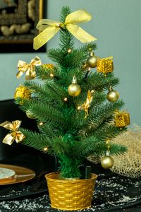 LED Weihnachtsbaum mit Dekoration,  gold, ca. 45cm