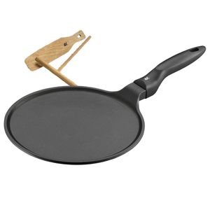 WMF Devil Crepe Pfanne Induktion 27 cm, Pfannkuchenpfanne mit Teigverteiler und Holzschaufel, Aluguss beschichtet