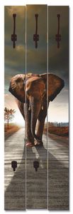 ARTland Wandgarderobe, 3 Paneele Ein Elefant läuft auf der Straße Größe: 45x140 cm