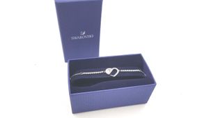 Swarovski Kollektion Hear Heart Armband, Rhodiniertes Damenarmband mit Herzmotiv und Funkelnden Swarovski Kristallen (88,43)