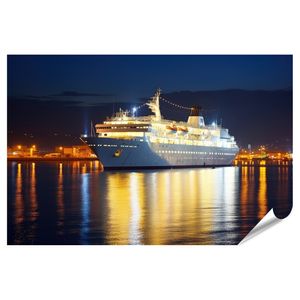 Nachtansicht Budget Kreuzfahrtschiff beleuchtet Bilder