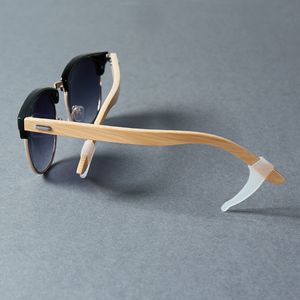 kwmobile Antirutsch Halterung für Brillenbügel Set - 4x L Ohrbügel Silikon Haken für Brille - Sportbügelenden Ohrhaken Schwarz Matt Transparent