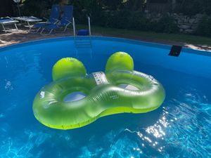 Summer Waves aufblasbarer LED Doppelsitzer Badeinsel grün 207x122 cm