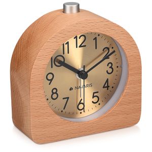 Navaris Analog Holz Wecker mit Snooze - Retro Uhr Halbrund mit Ziffernblatt Gold Alarm Licht - Leise Tischuhr ohne Ticken - Naturholz in Hellbraun