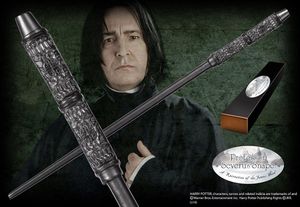 Hůlka Harryho Pottera Profesor Severus Snape (vydanie postavy)