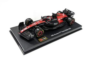 Bburago 18-38086 - Modellauto - F1 Alfa Romeo C43 #77 Bottas (mit Helm, Maßstab 1:43) Formel 1