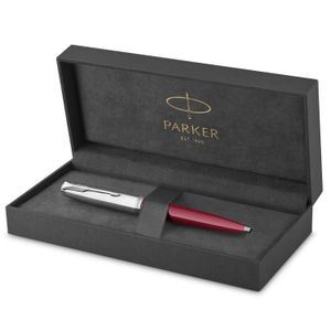 Parker 51 Kugelschreiber | Burgunderroter Schaft mit Chromfarbenen Zierteilen | Mittlere Schreibspitze mit Schwarzer Nachfüllmine | Geschenkbox