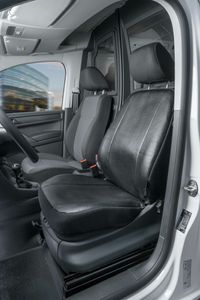 Walser Sitzbezüge für VW Caddy Einzelsitz vorne aus Kunstleder ab BJ 02/2004 - heute, 11517