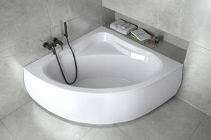 BADLAND Eckbadewanne Badewanne Mia 140x140 mit Acrylschürze, Füßen und Ablaufgarnitur GRATIS