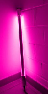 LED Leuchtstab 10 Watt Pink 63 cm IP-44 Blendschutz -#9653