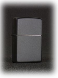 Zippo Feuerzeug Oktoberfest schwarz mit Logo gelb Sturmfeuerzeug Benzin