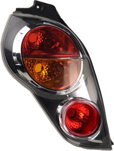 Johns, tylne światło tylne pasujące do Chevrolet Spark 03/10-10/12 lewe 95952198 95483113