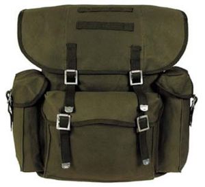 BW Rucksack, Mod., oliv, mit Träger (wie BW Packtasche)