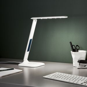 BRILLIANT funktionale LED Schreibtischleuchte GLENN in weiß | Datumsanzeige und Wecker integriert | Lichtfarbe einstellbar | inkl. USB-Anschluss | 5W 320 Lumen 2.700 bis 6.500 Kelvin