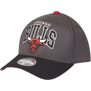 Mitchell & Ness 110 Flexfit Snapback Cap - Chicago Bulls