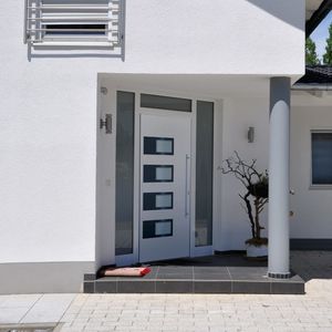 vidaXL Drzwi wejściowe białe 110x210 cm Aluminium i PVC