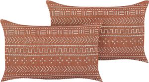 BELIANI Zestaw 2 poduszek pomarańczowe bawełniane 35 x 55 cm wykonane drukiem blokowym wzór geometryczny dodatek boho