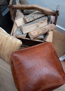 Quadratischer Echtleder Pouf – Honigbraun - Handgefertigt - gefüllt geliefert – Ottoman, Sitzsack, Fußhocker