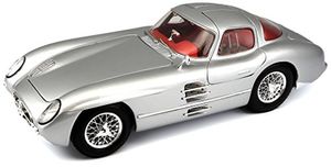 Maisto 36898 - Modellauto - Mercedes 300SLR Coupe Uhlenhaut '55 (silber, Maßstab 1:18) Modell Auto