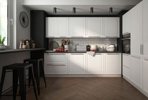 Küchenzeile Küchenblock Küche grau / RAL 9010 reinweiß matt lackiert Landhaus