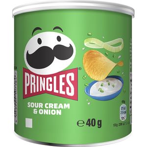 Pringles Sour Cream und Onion mit Sauerrahm und Zwiebelgeschmack 40g