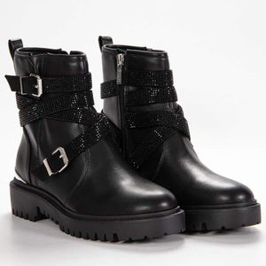 Ornina Guess