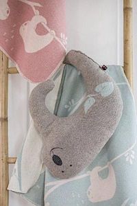 David Fussenegger Kissen gefüllt Juwel 'Faultier' 40 x 35 cm Rauch