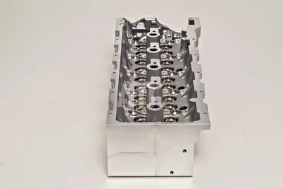 Produktbild von AMC 908575 Zylinderkopf passend für MERCEDES-BENZ C-Klasse Limousine (W203)
